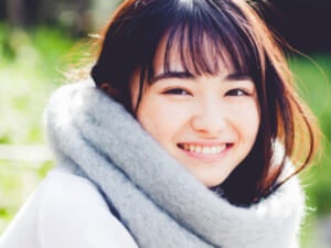 16歳の現役女子高生！　山田杏奈さんの怒り顔、のち笑顔。