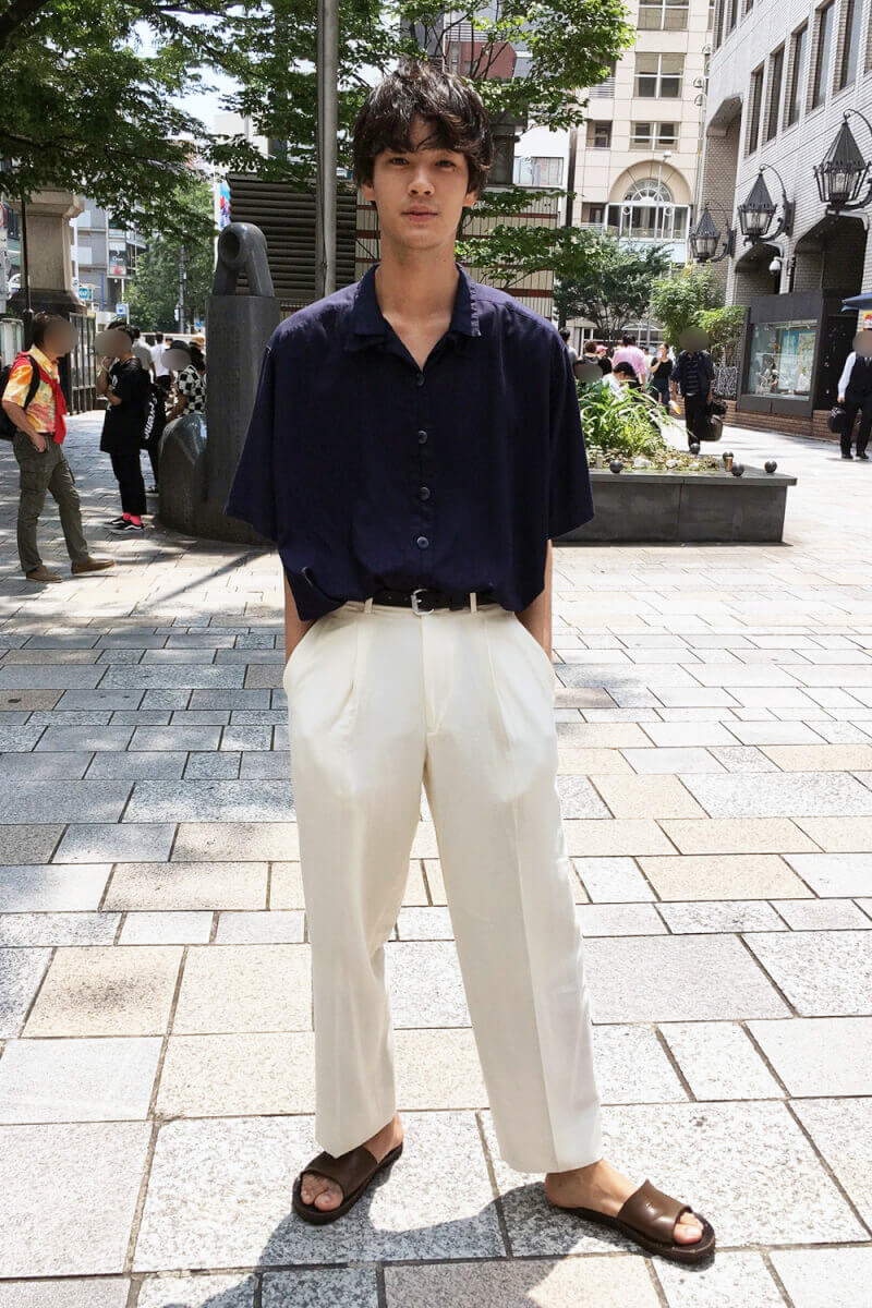 季節感たっぷりの 白いパンツをコーディネート Modelsnap Men S Non No Web メンズノンノ ウェブ