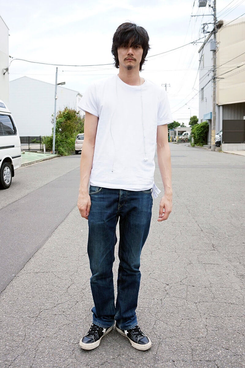 白Tシャツは2枚重ねて着る、その理由は… | MODELSNAP | MEN'S NON-NO WEB | メンズノンノウェブ