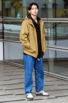 [豊田 裕大] ジーンズは折り返しの幅もポイントです