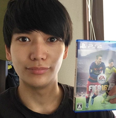 サッカーゲームは『ウイイレ』よりも『ＦＩＦＡ』派ですね