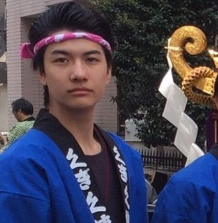 お祭りに参加して力一杯、太鼓を叩いてきました！