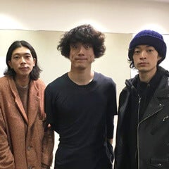 栁、髙橋、兒玉、坂口健太郎の舞台を観劇した感想を語る。