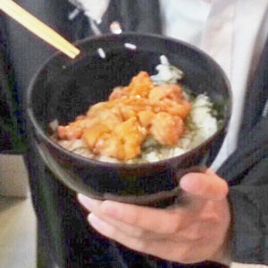 北海道のウニは、味が違う気がする…！