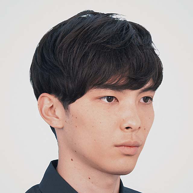 マッシュヘアをベースに7：3に分けやすいようカット｜メンズノンノ