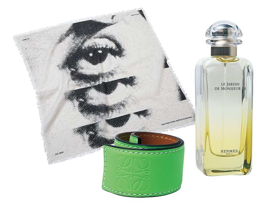 香水、ブレス、スカーフ…いろいろな“首”に添えたい夏のアクセサリー3選