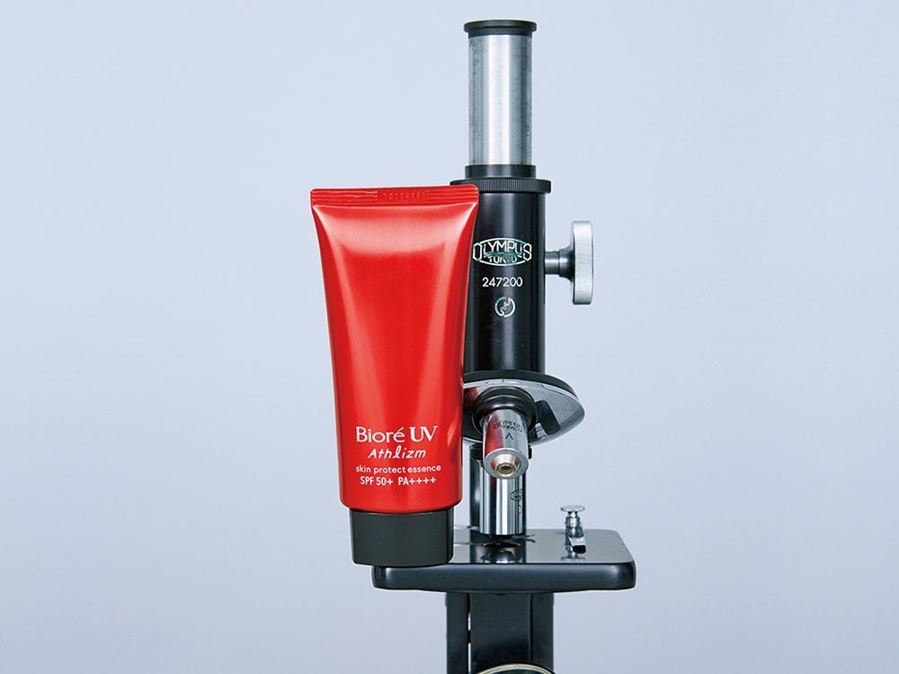 高温多湿、日本に夏に耐えるタフな日焼け止めがビオレから！　清原 翔も興味津々