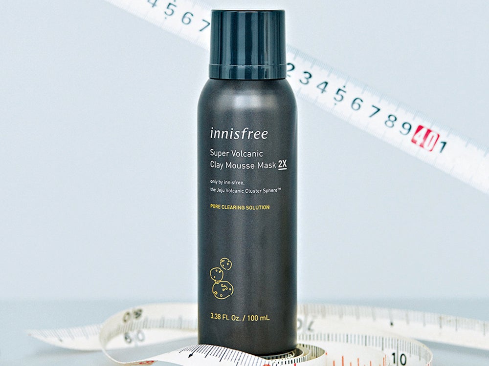 三宅亮輔が新作のクレイマスクに注目。毛穴の汚れ、押し出しちゃダメ！　