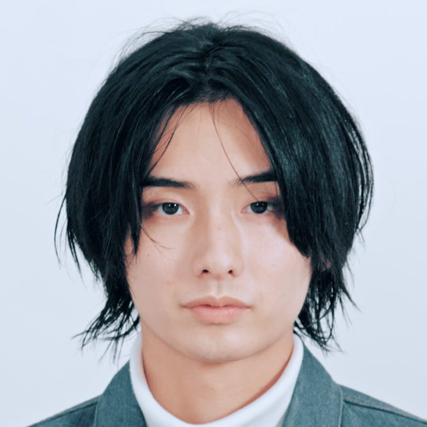 重めヘアでも＂くびれ＂でスタイルをよく見せる｜メンズノンノ360°ヘア