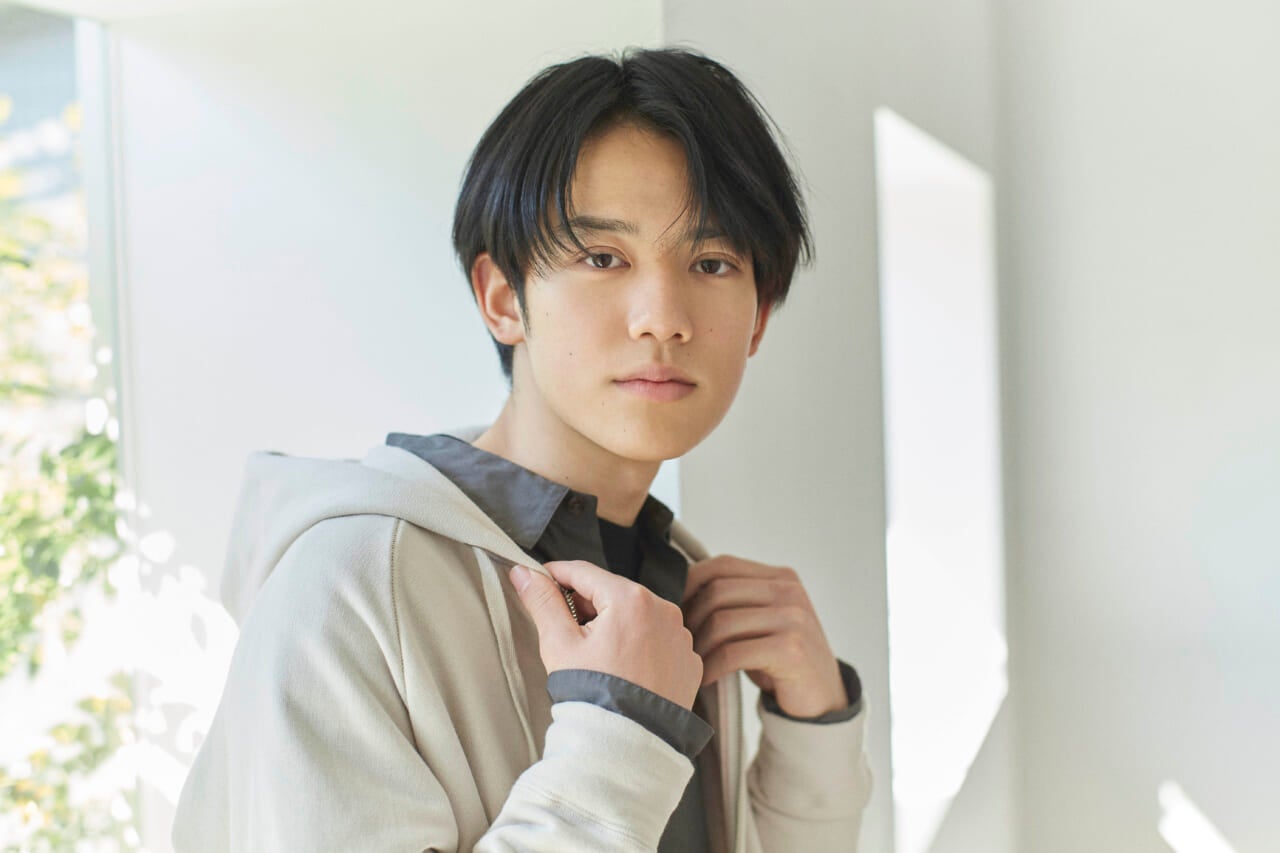 【4選】結局一番女子ウケ!定番モテ服・スウェットの選び方と着こなし方 メンズノンノウェブ | MEN'S NON-NO WEB