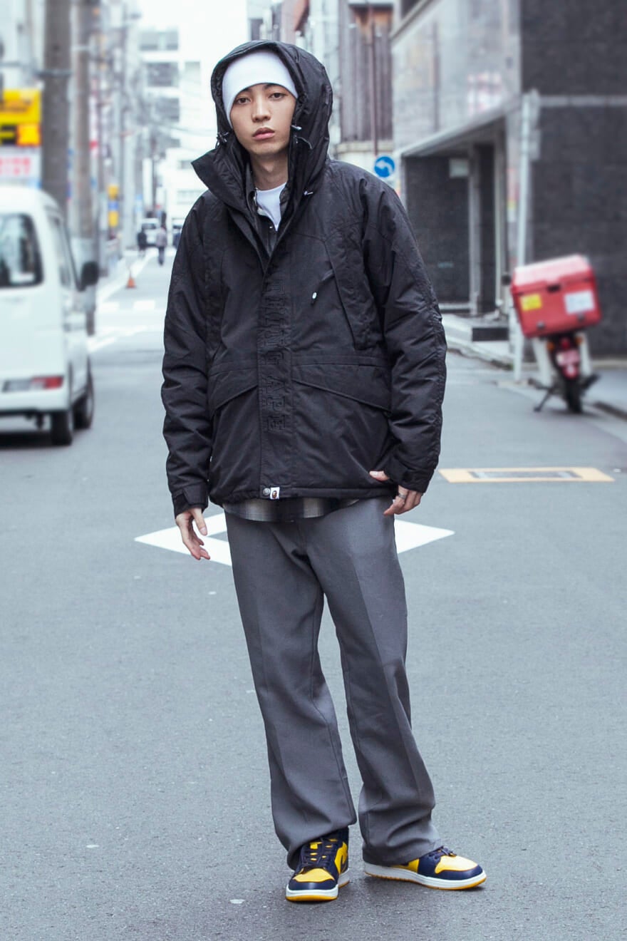 ナイキのスニーカーをモノトーンコーデの差し色に Modelsnap Men S Non No Web メンズノンノウェブ