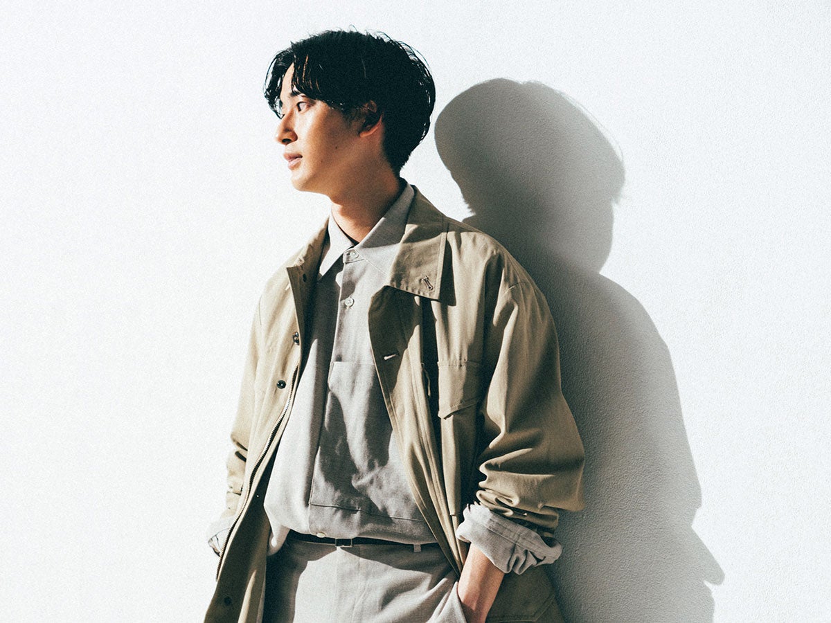 宮永えいと、現役美容師兼カリスマYouTuberの愛用コスメと注目ギアは？