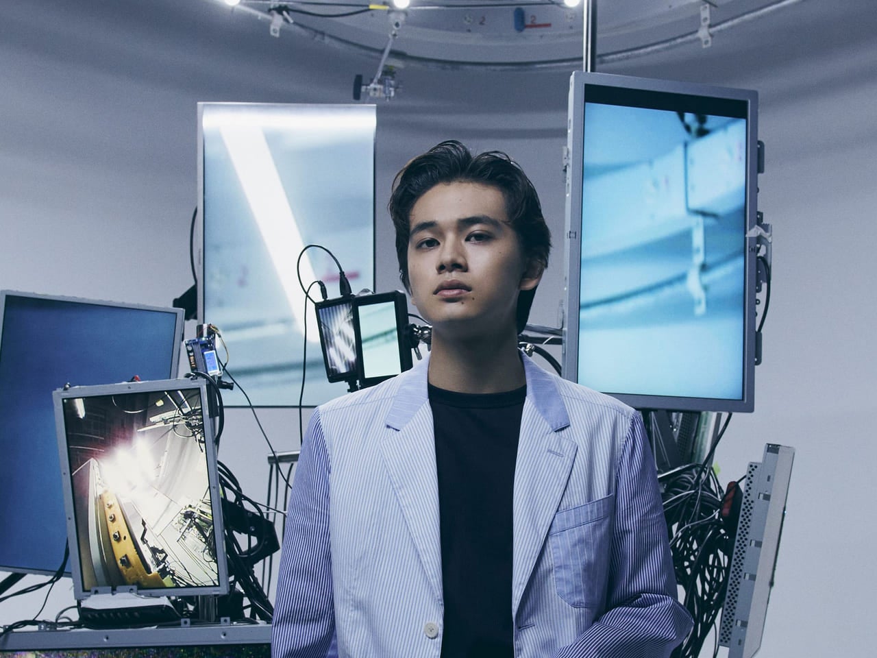 北村匠海が着るランバン オン ブルーの新作フレンチマリンルック！直筆サイン入りプレゼントも