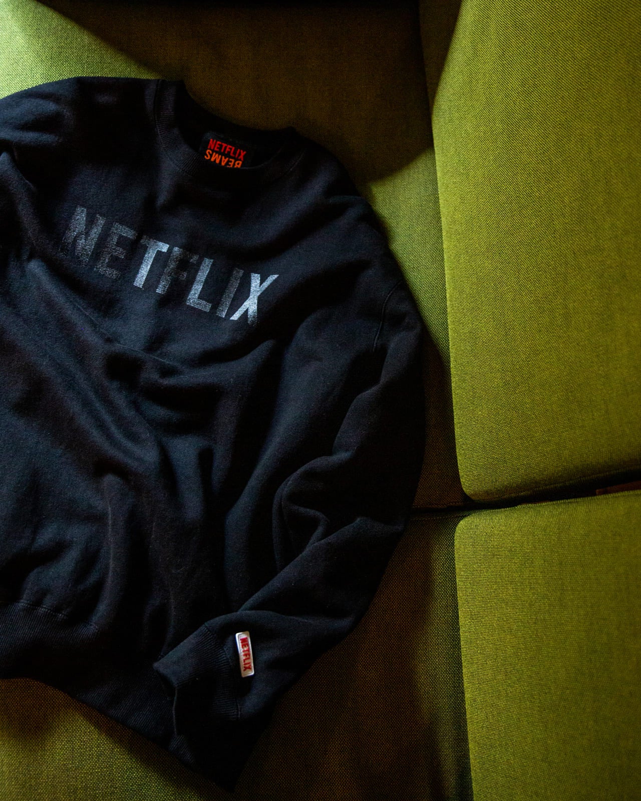 【美品】BEAMS Netflix コラボ スウェット