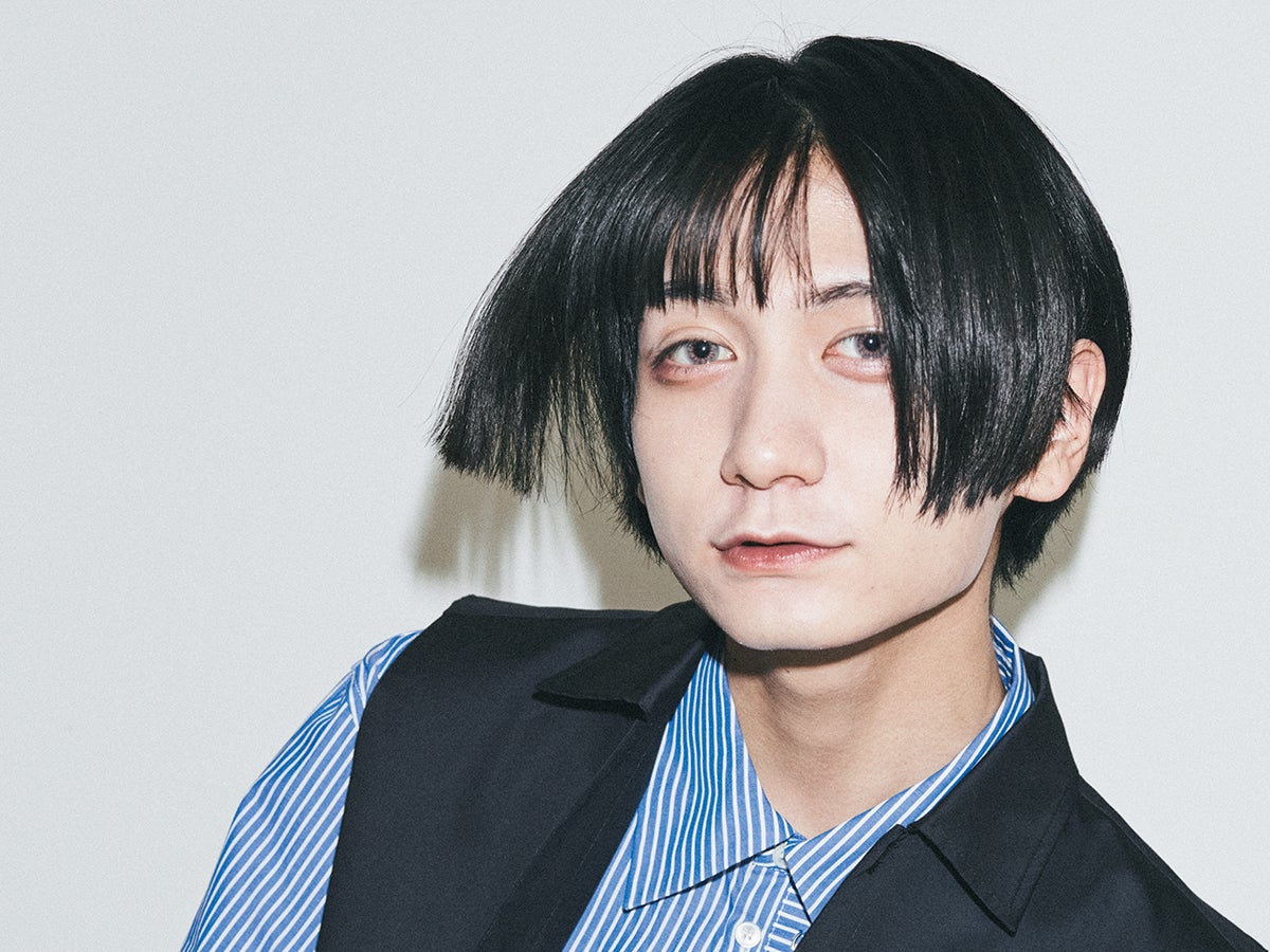 吉井添の“僕流”メイク大公開！　探究心が見つけた「なりたい自分」の作り方。メッセージ動画も！