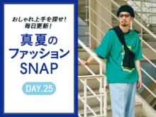 カラーT×リーバイスを、足し算テクで魅せる！【真夏のファッションSNAP】