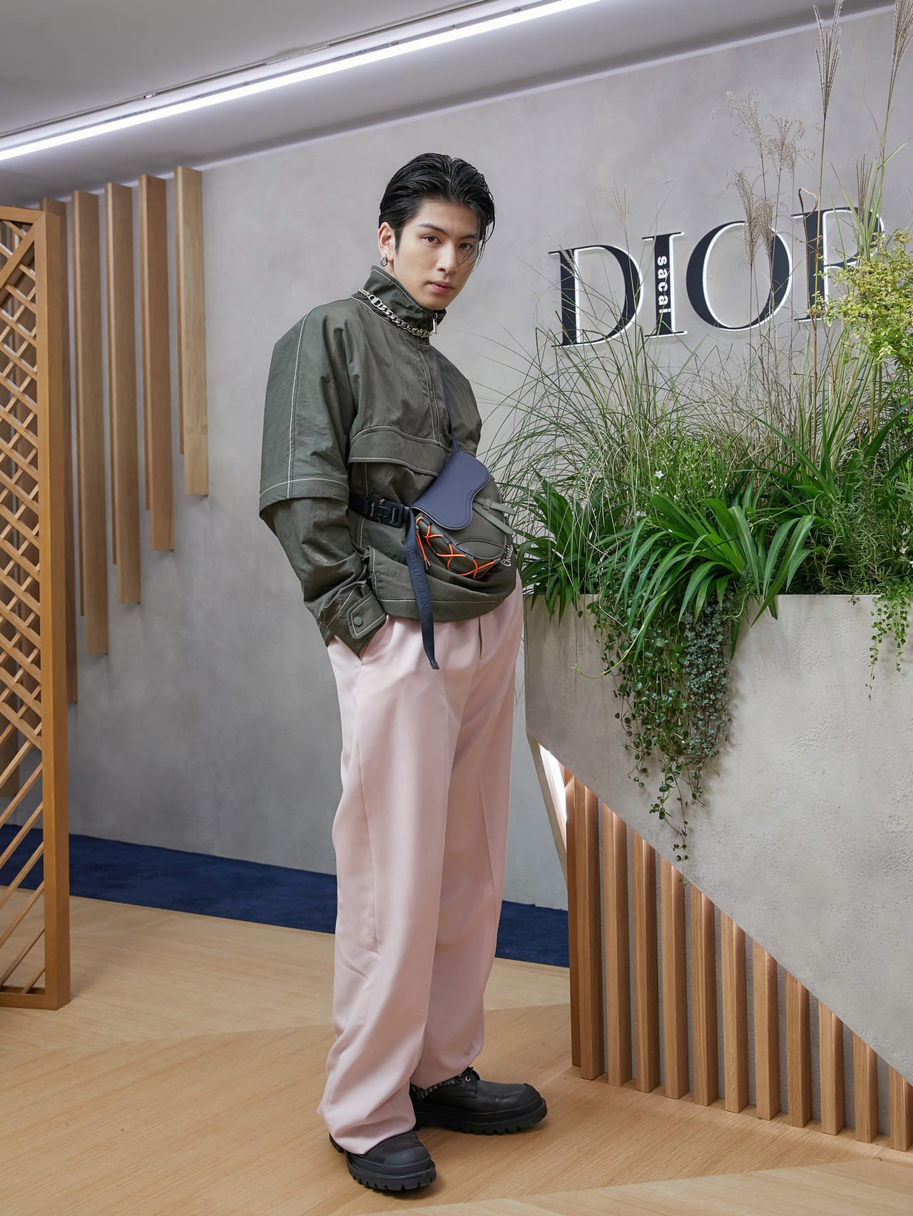 長谷川慎　Dior × sacai　プレビュー