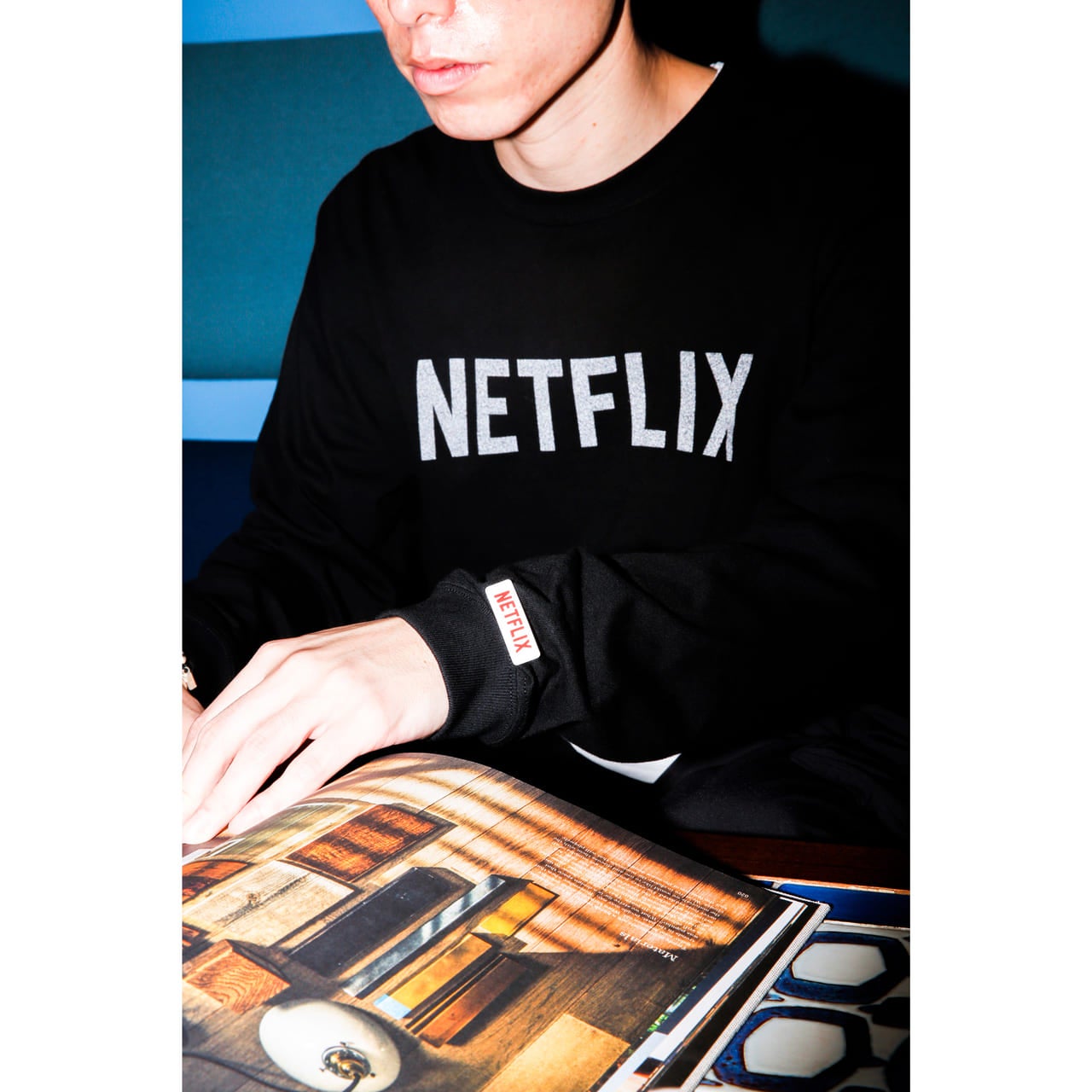 Netflix × BEAMS　ネットフリックス × ビームス　LOGO LONG SLEEVES T-SHIRT ¥7,700　３