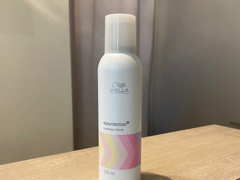 スタイリング剤が苦手な方にもぴったり！新感覚オイルトリートメントのヘアスプレー