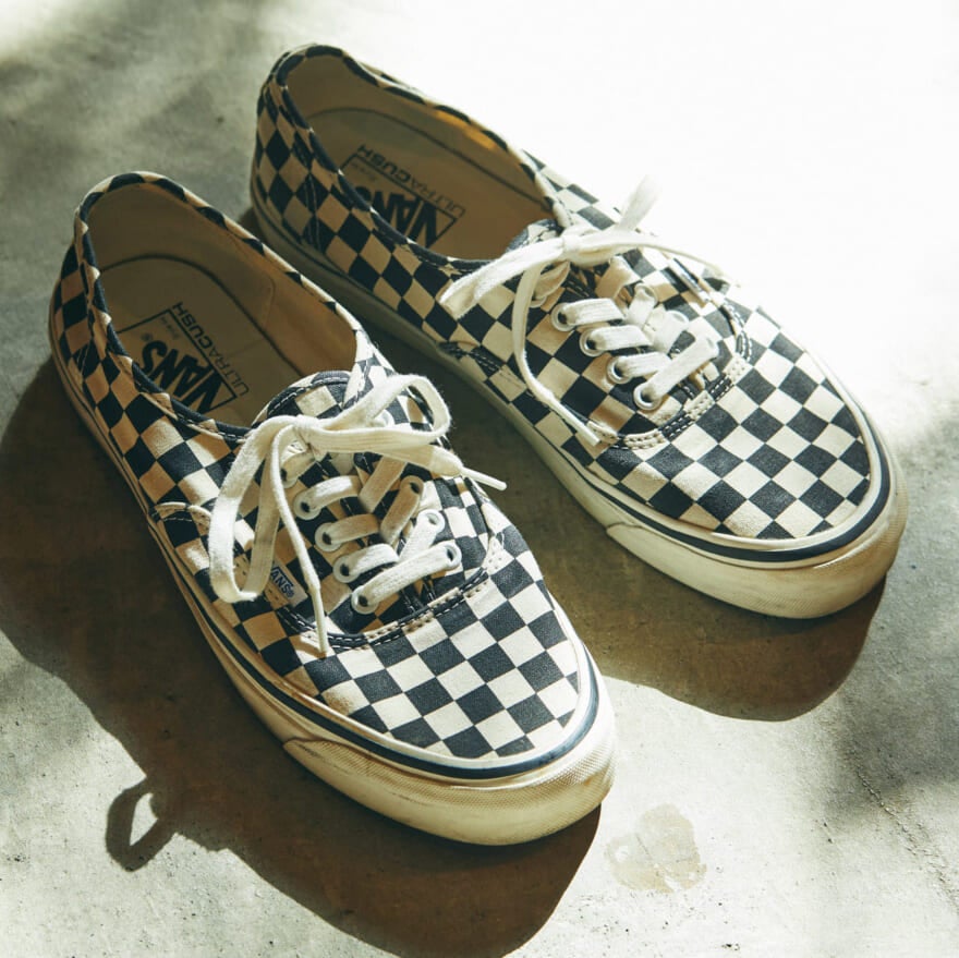 ヴァンズ オーセンティック　VANS AUTHENTIC　チェッカー　メイン