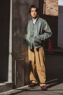 [樋之津 琳太郎] いつものきれいめスタイルを、MA-1で旬顔にチェンジ！