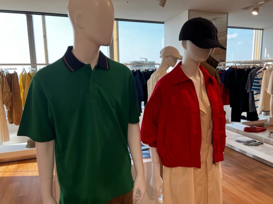 UNIQLO and JW ANDERSON　ユニクロ アンド ジェイ ダブリュー アンダーソン 2022年春夏コレクション　展示会ルポ　マネキン