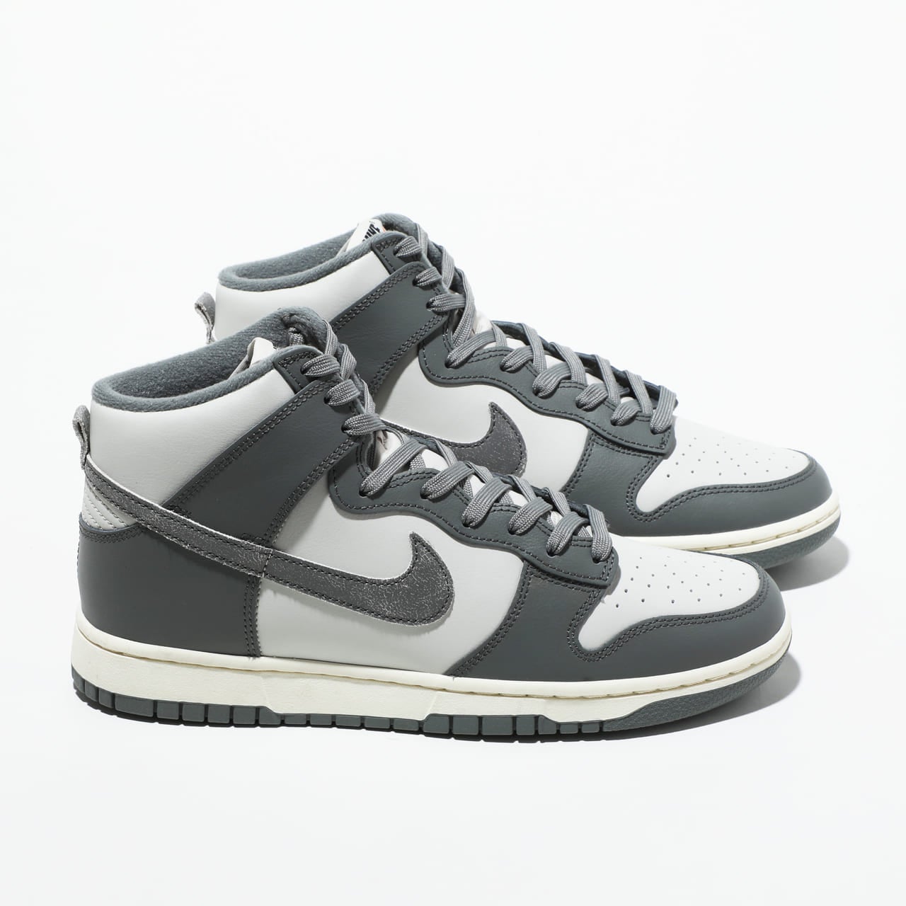 NIKE SPORTSWEAR 「NIKE DUNK HI RETRO SE VNTG」