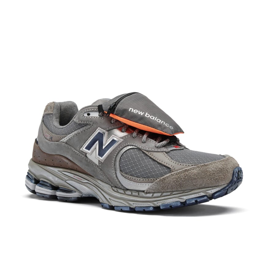 ニューバランス　New Balance M2002RVA　￥24,200　2002　2040　1