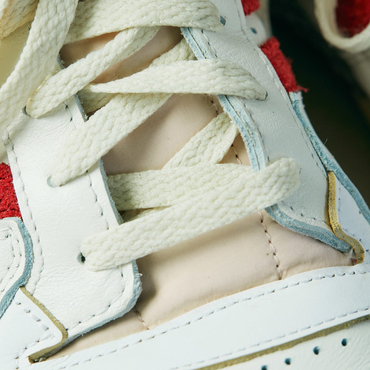 アディダスオリジナルス フォーラム 84 ロー adidas Originals FORUM 84 LOW ヨリ