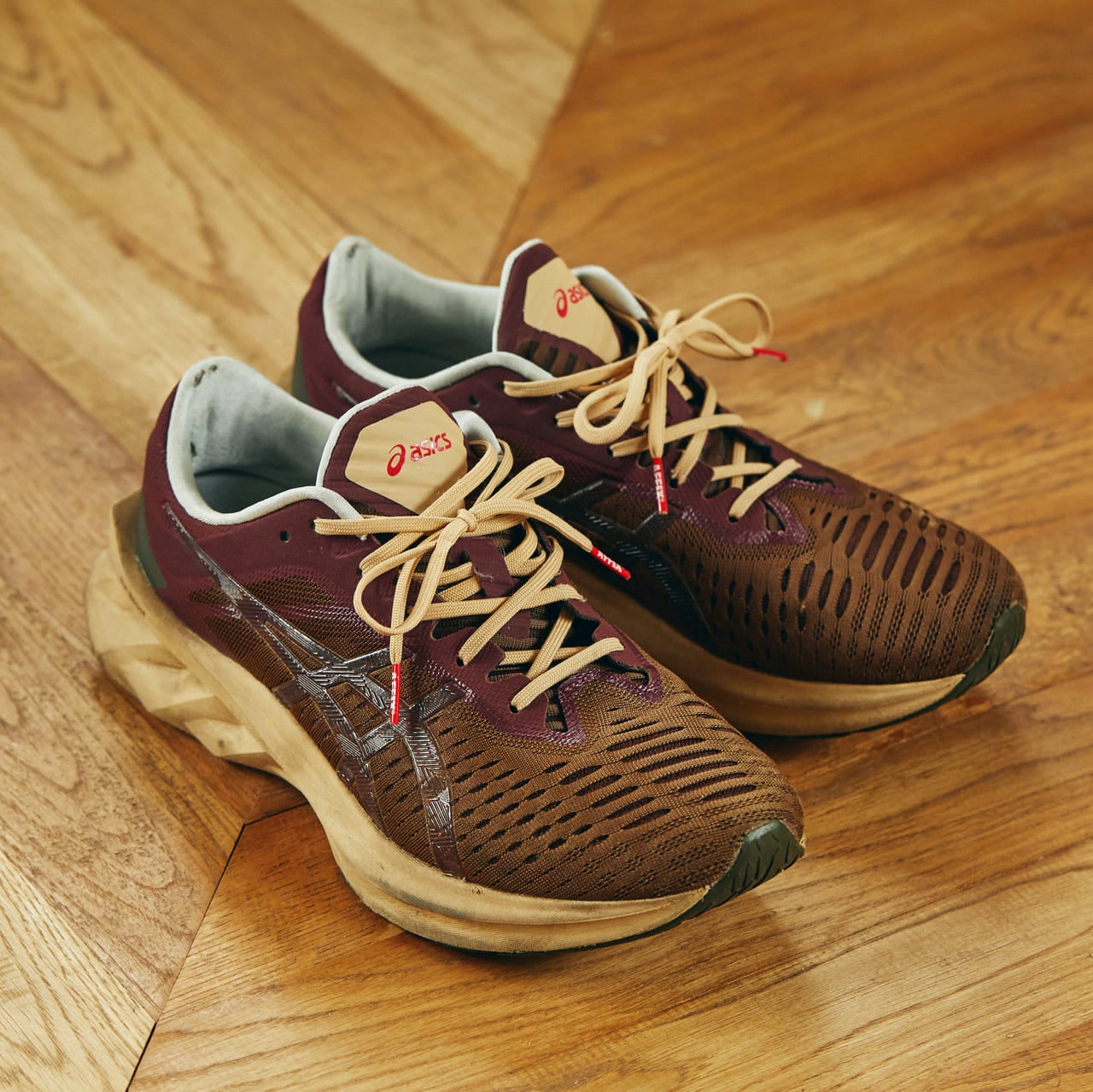 アシックス ノヴァブラスト エスピーエス ASICS NOVABLAST SPS メイン