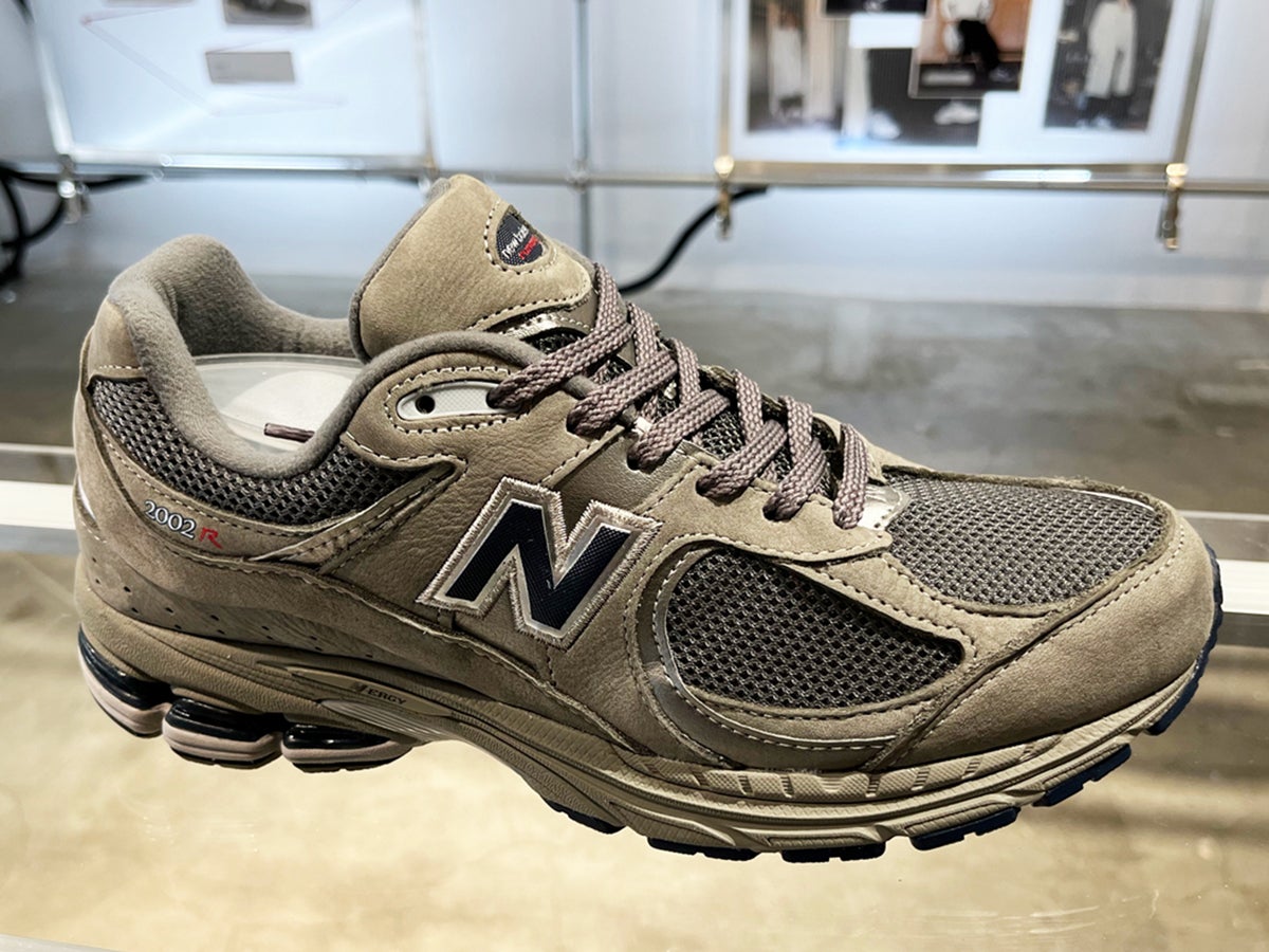 newbalance  2002 （期間限定価格）