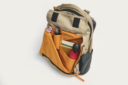 週7持てるバッグ「ミステリーランチ」の新シリーズ“DISTRICT”は、収納と汎用性を極めた大人名品 MEN'S NON-NO WEB
