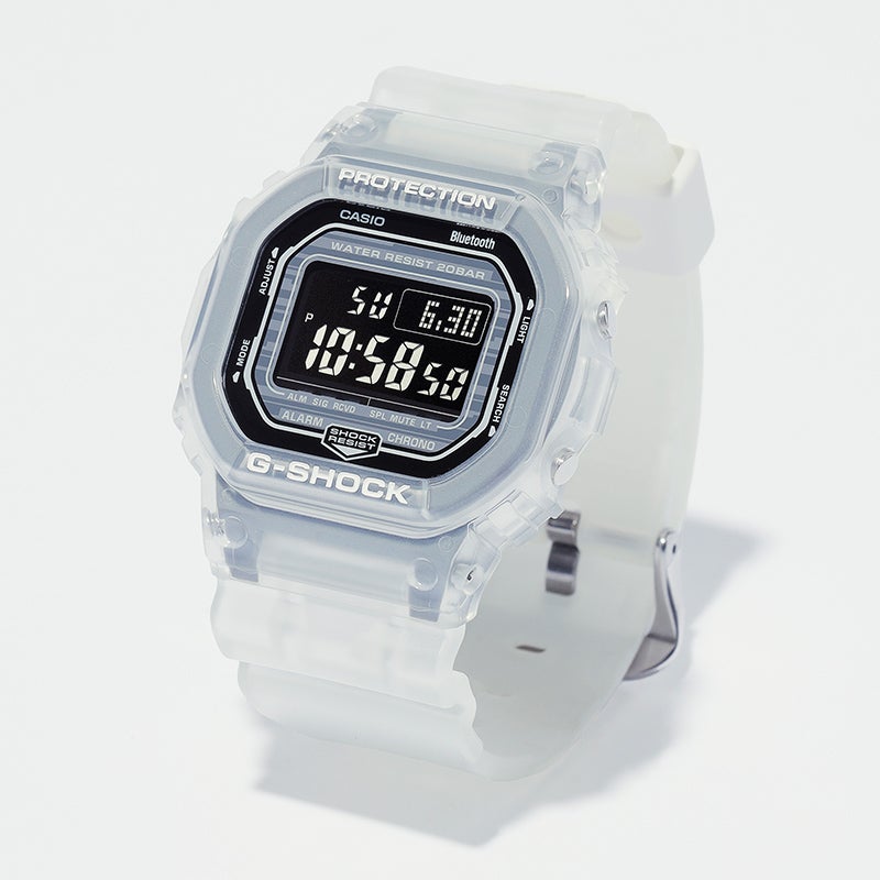 〈DW-B5600G-7JF〉時計（Gショック）