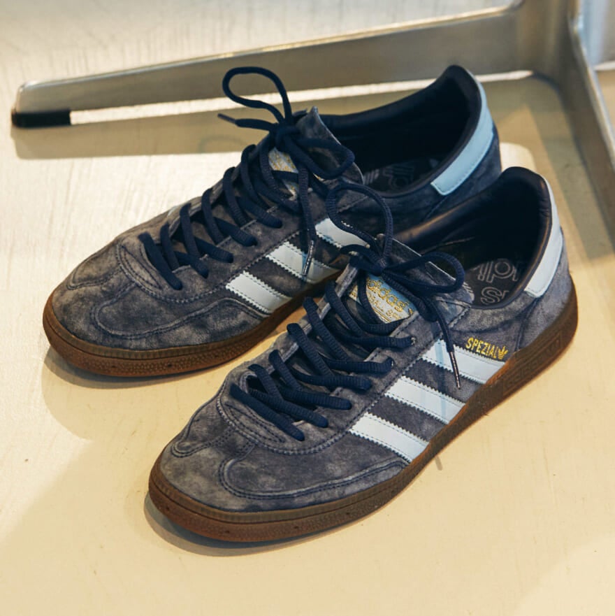 アディダス オリジナルス ハンドボール スペツィアル　adidas Originals HANDBALL SPEZIAL