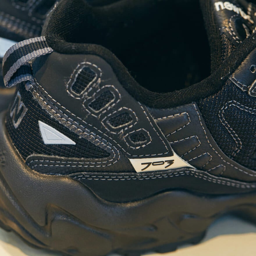 ニューバランス 703　New Balance 703
