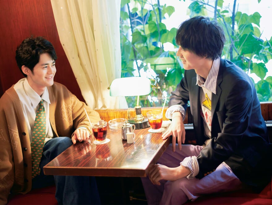 鈴鹿央士と水沢林太郎が恵比寿「喫茶銀座」でチョコパフェを【レトロ喫茶店のドレスコードはニューアメトラ】