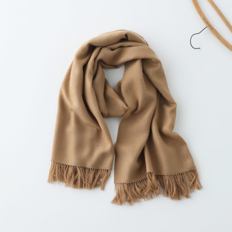 マフラー(ザ イノウエ ブラザーズ フォー ブルームアンドブランチ)¥24,200/ブルーム&ブランチ青山