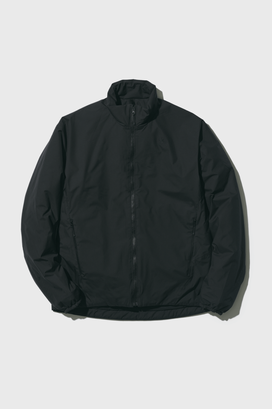 GORE-TEX INFINIUM Puffy Jacket 価格:¥52,800 サイズ:XS、S、M、L、XL カラー:ブラック、クレイベージュ