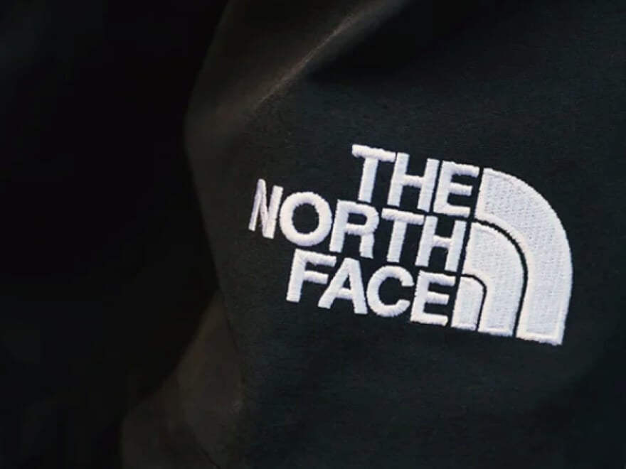 「ザ・ノース・フェイス」の定番、ヌプシジャケット、マウンテンジャケットで周りと差をつける方法。【THE NORTH FACEをおしゃれなヤツはどう着る？】