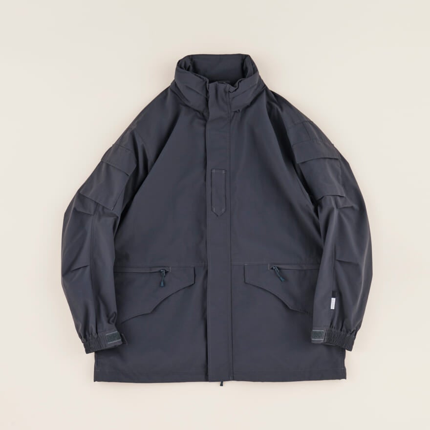 GORE-TEX INFINIUM TECK MIL ECWCS PARKA 　ダイワ ピア39のゴアテックスアウター 