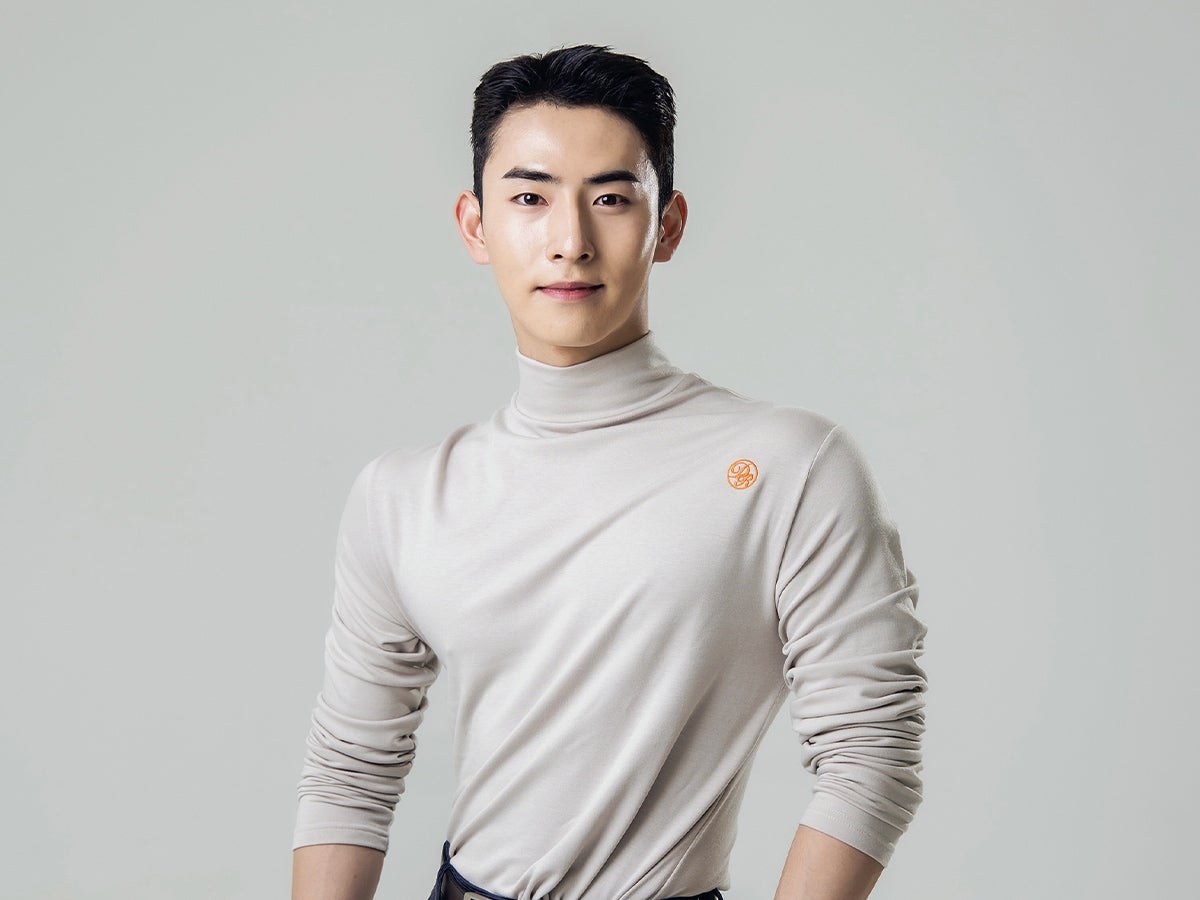 筋肉＋美肌YouTuber、キム・ジョンウォンさんに聞く、筋肉飯とメンズメイク「シェーディングは男子も絶対やるべき！」