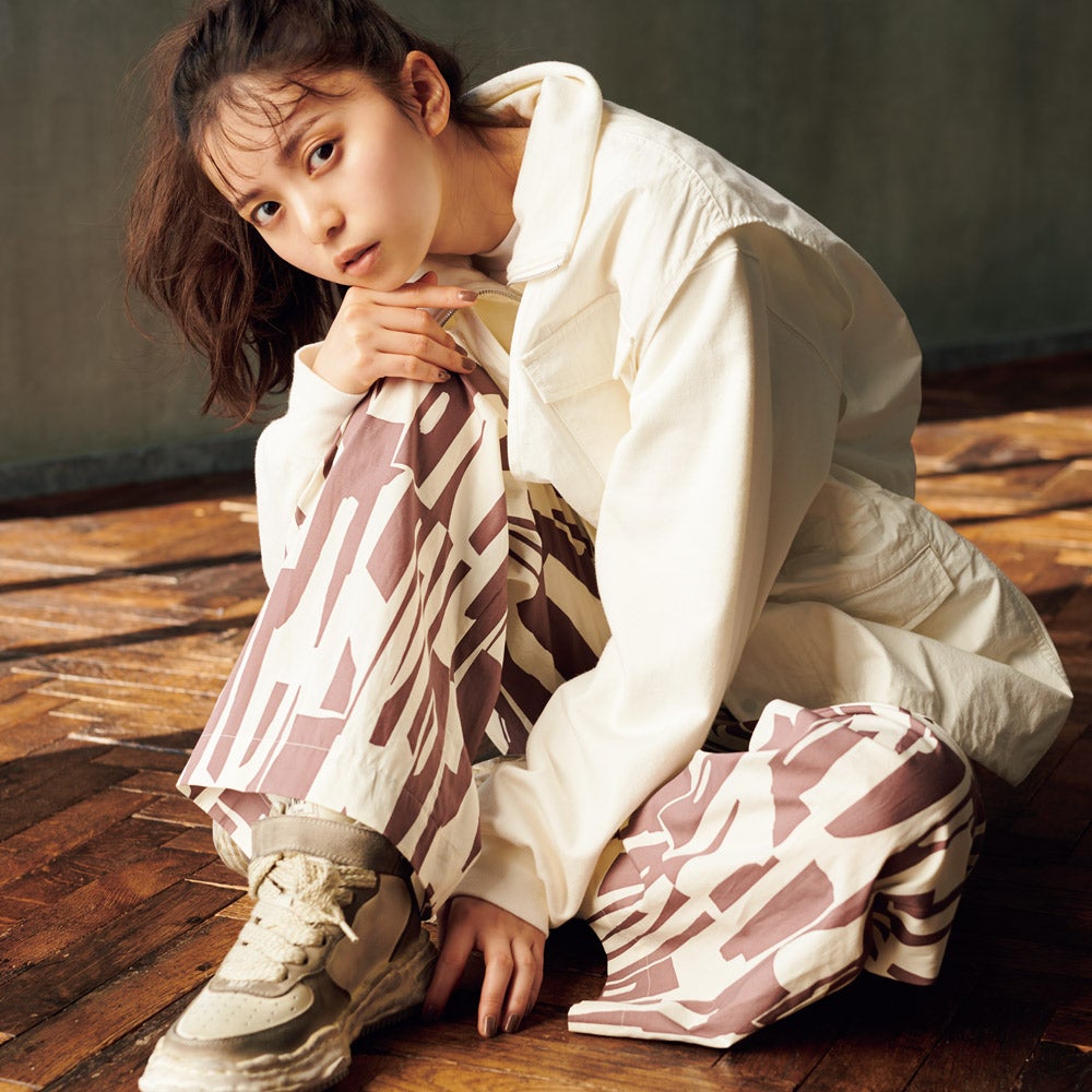 連載 齋藤飛鳥の２/her　今月のテーマはちょっと攻めた「柄パンツ」