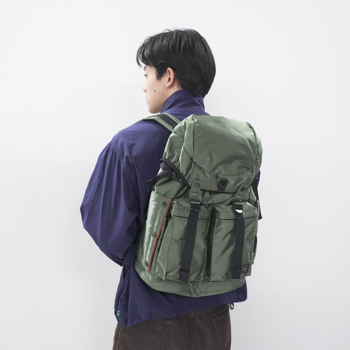 ポーターの3月に買うべき「PX タンカーシリーズ」4選。大人なデザインと機能性を兼ね備えるバッグはまさに名品！【PORTER / PX ...