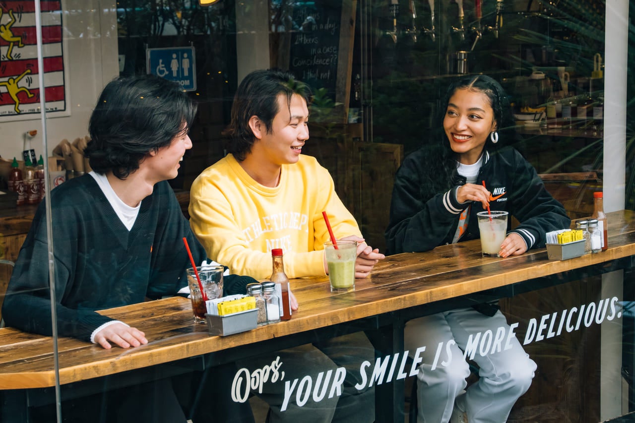 [Gallery]【クラシックなナイキ】春のカレッジスタイルが即完成。レトロなコレクションがアトモスから登場 [NIKE TREND CAPSULE]