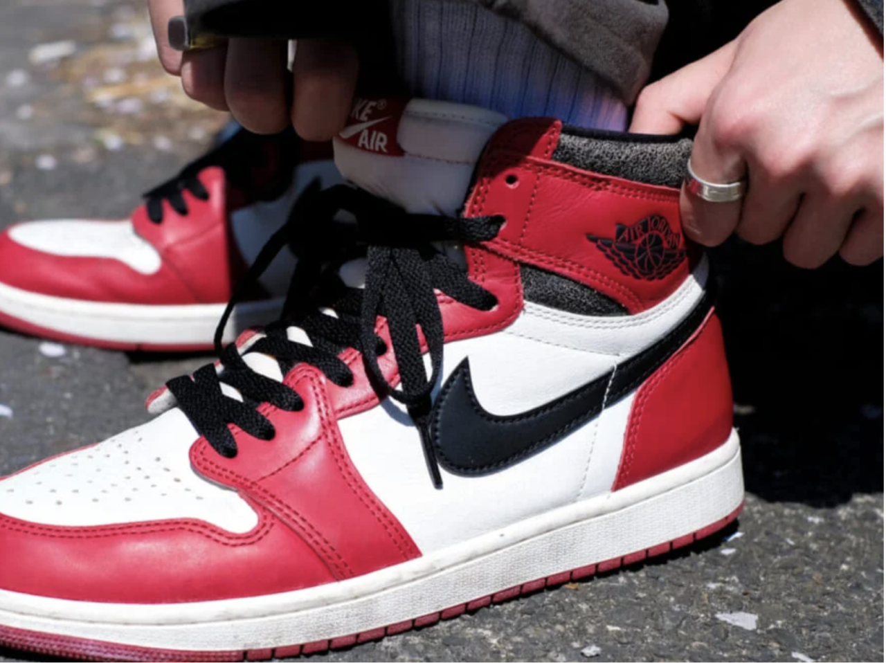 ナイキマニアの「エアジョーダン１」×「リーバイス®︎」、「サロモンゴアテックス」３選、「ニューバランス」限定色…【スニーカー週間人気記事ベスト5】
