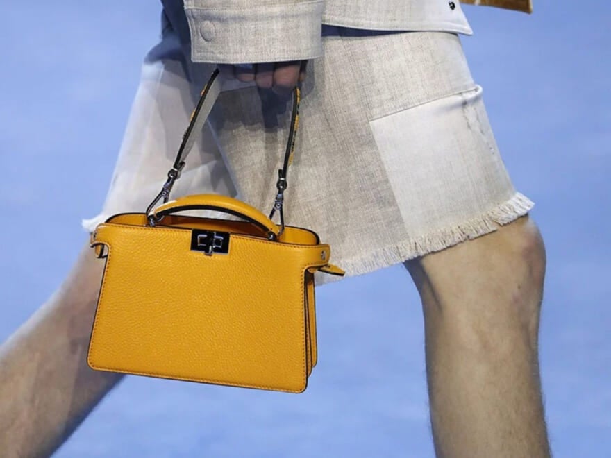 Gallery]フェンディ(FENDI)の名品バッグ「ピーカブー」に“絶妙サイズ