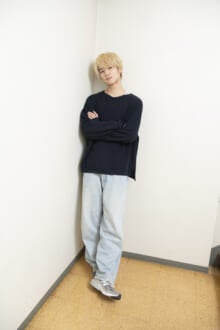 [中川 大輔] 「ニューバランスのスニーカーは、コモリのゆったりとしたシルエットとも相性ぴったり！」【メンズノンノモデルの私服スナップ】