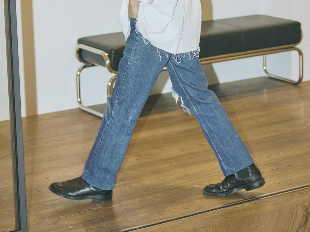 リーバイス®︎、ダイリクetc…おしゃれな人は「愛用ジーンズ」をどう履く？人気のワイド、話題のコラボ、再注目なダメージ…５人のリアル！ MEN'S  NON-NO WEB