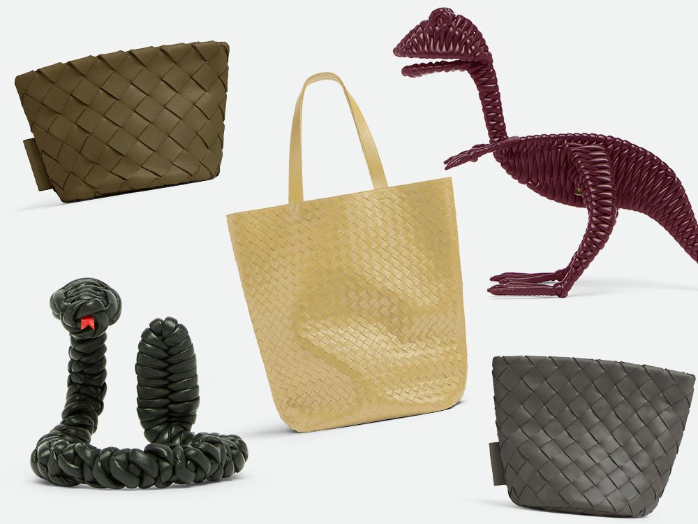 【BOTTEGA VENETA】余剰素材を活用したコレクションに、心わし掴み！バッグやポーチに加えて、ヘビや恐竜も!?