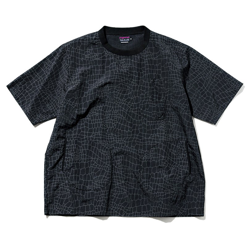 CALOLINE × BURLAP OUTFITTERのテックTシャツ